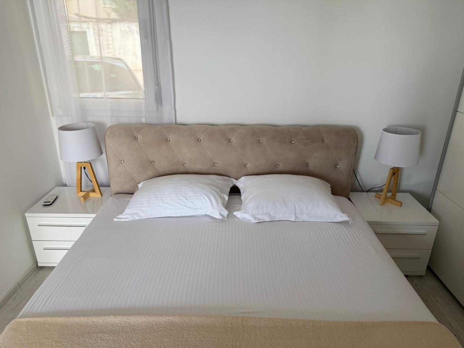 Apartmani Avanti Becici Habitación foto